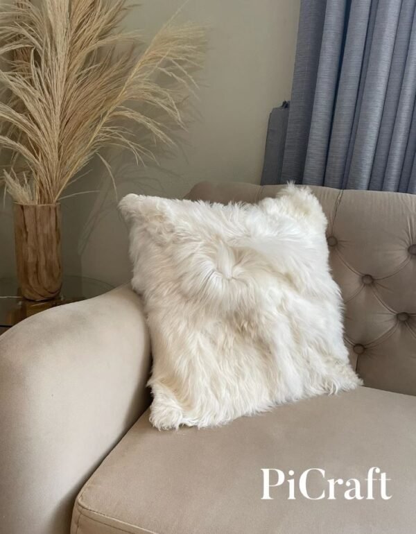 Alpaca cushion cover 20" x 20" / fur pillow / pillow / Alpaca fur / Luxurious cushion /alpaca white pillow / alpaca throw pillow / handmade - Imagen 5