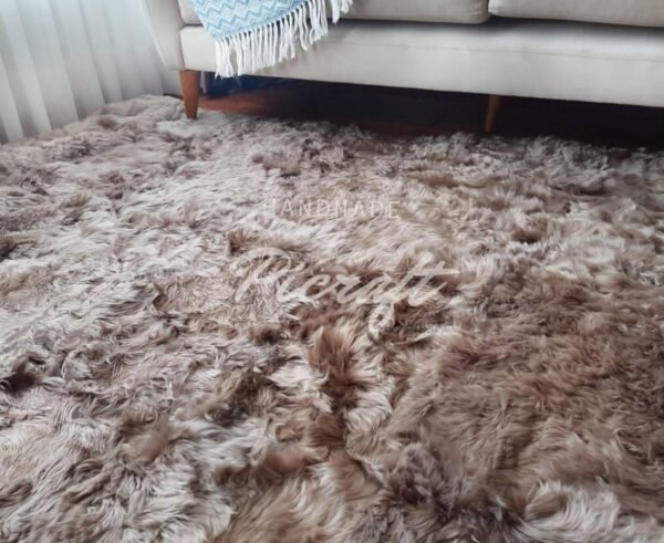 Luxury alpaca rug - fur rug - alpaca rug - soft rug - 100% fur - handmade - Imagen 4