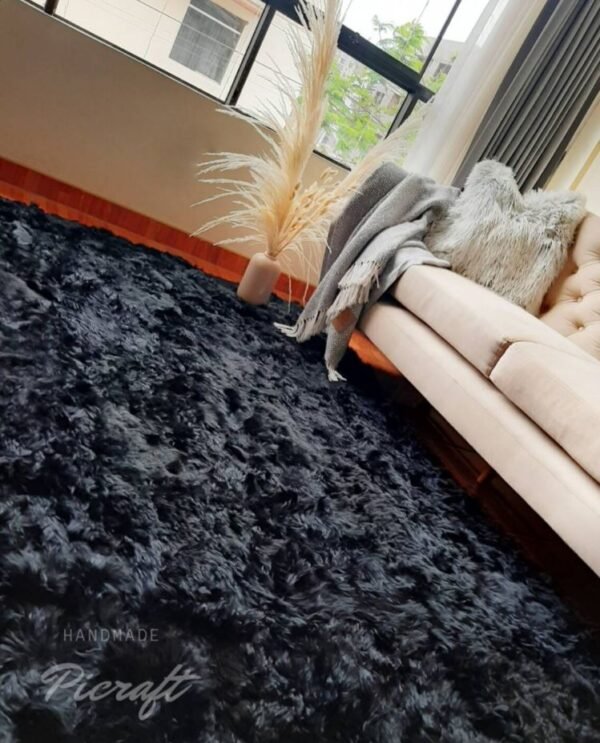 Luxury Black alpaca rug - fur rug - alpaca rug - soft rug - 100% fur - handmade - Imagen 5