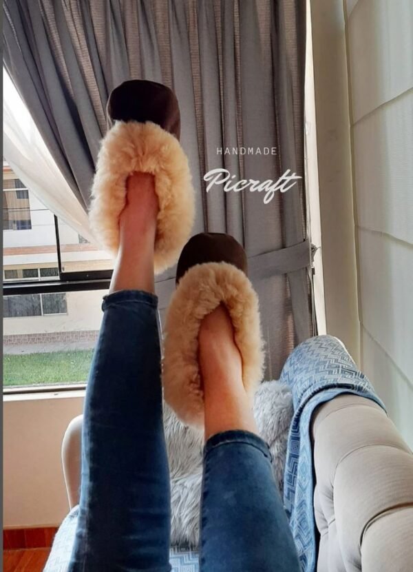 Luxury alpaca slippers - 100% fur- unisex slippers- winter slippers - fluffy fur slippers - home slippers - Brown slippers - very soft touch