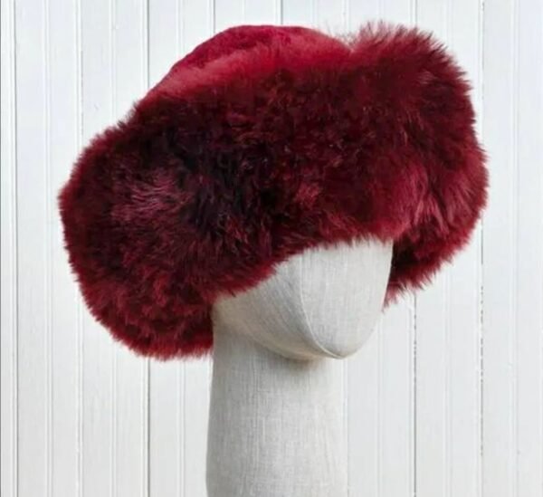 Luxury alpaca hat / alpaca fur hat / warm hat / Red alpaca hat / handmade /alpaca russian hat/Premium Baby Alpaca / fur hat /Ladies womens - Imagen 2