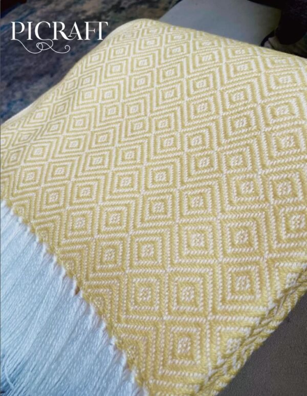 Blanket made with the best quality alpaca wool - premium alpaca wool blanket - soft and cozy blanket - Yellow Blanket - Imagen 3